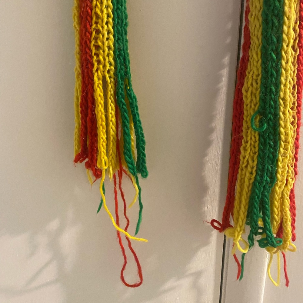 Scarf - Picture 2 of 4
